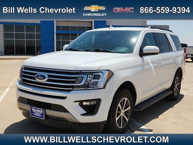 2021 Ford Expedition XLT in White — front three-quarter view